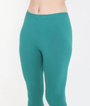 SOLID GREEN SOFT COTTON EVERYDAY CAPRI FOR WOMEN